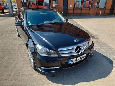 Usata Mercedes C220 170 CV (125 kW) 2013 Nero Berlina