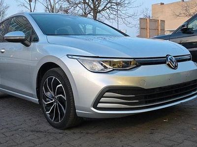 Gebraucht VW Golf VIII Life 116 PS (85 kW) 2021 Silber Limousine