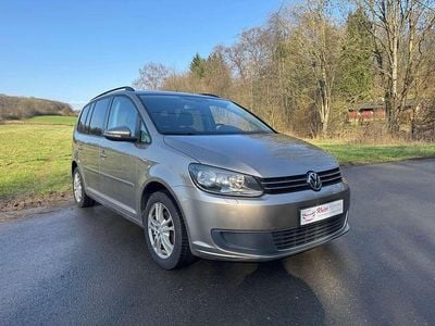 Gebraucht VW Touran Trendline 105 PS (77 kW) 2012 Silber Van / Kleinbus