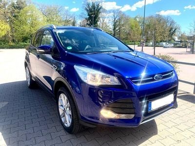 Używany Ford Kuga Titanium 150 KM (110 kW) 2016 Niebieski SUV