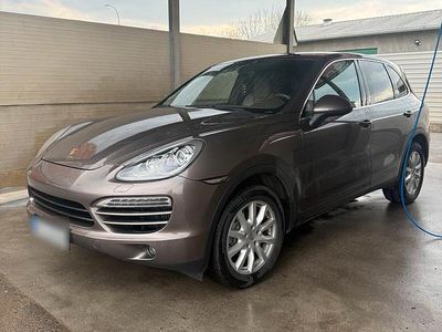 Gebraucht Porsche Cayenne 245 PS (180 kW) 2012 Braun SUV