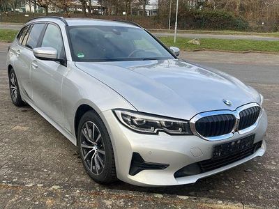 Gebraucht BMW 318 Sport Line 150 PS (110 kW) 2021 Grau Kombi