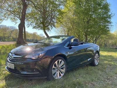 Second-hand Opel Cascada Innovation 170 CP (125 kW) 2015 Negru Cabrio
