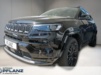 Gebraucht Jeep Compass 131 PS (96 kW) 2024 Schwarz SUV