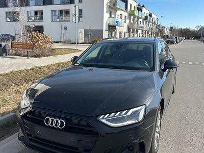 Second-hand Audi A4 S-Line 136 CP (100 kW) 2022 Negru Break