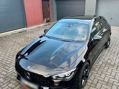 Gebraucht Mercedes CLA220 Shooting Brake AMG line 190 PS (139 kW) 2019 Schwarz Kombi