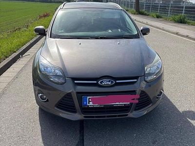 Usata Ford Focus Champions Edition 125 CV (91 kW) 2012 Marrone Station wagon