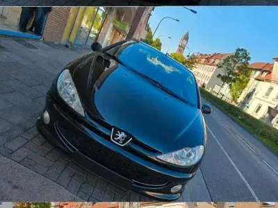 Gebraucht Peugeot 206 CC Platinum 109 PS (80 kW) 2005 Schwarz Cabrio