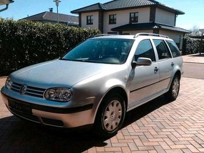 Silber Gebraucht 2002 VW Golf IV Kombi | 750 € (Guter Preis)