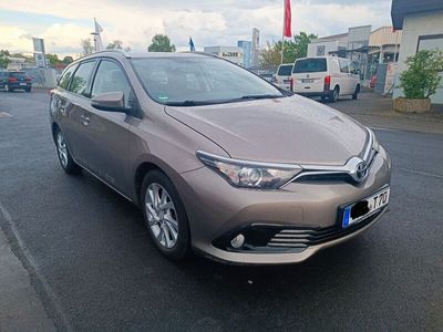 Toyota Auris Touring Sports