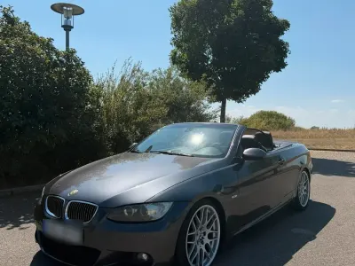 Gebraucht BMW 330 Cabriolet M Sport 272 PS (200 kW) 2008 Grau Cabrio