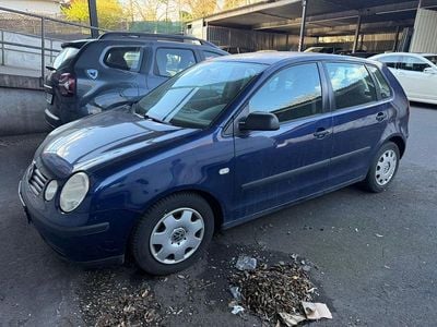 Gebraucht VW Polo 64 PS (47 kW) 2004 Blau Kleinwagen