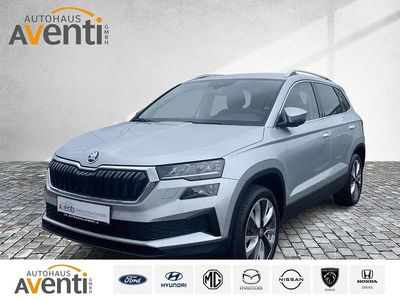 Brilliantsilber metallic Gebraucht 2024 Skoda Karoq Selection SUV | 23.979 € (Guter Preis)
