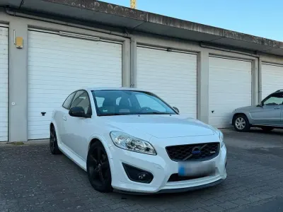 Gebraucht Volvo C30 R-Design 114 PS (83 kW) 2010 Weiß Kleinwagen