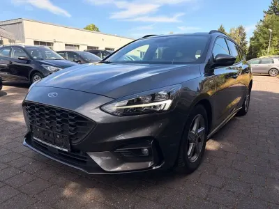 Gebraucht Ford Focus ST-Line 150 PS (110 kW) 2020 Grau Limousine
