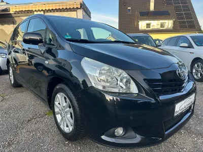 Gebraucht Toyota Verso Edition 147 PS (108 kW) 2010 Schwarz Van / Kleinbus