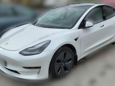 Second-hand Tesla Model 3 Long Range AWD 350 kW (476 CP) 2021 Alb Berlinǎ