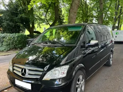 Używany Mercedes Viano 163 KM (119 kW) 2011 Czarny Minivan
