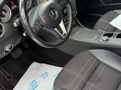 Gebraucht Mercedes A220 179 PS (131 kW) 2015 Schwarz Kleinwagen