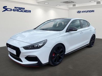 Usata Hyundai i30 Comfort 275 CV (202 kW) 2019 Bianco Berlina