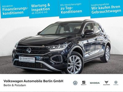 Second-hand VW T-Roc Life 150 CP (110 kW) 2022 Negru SUV