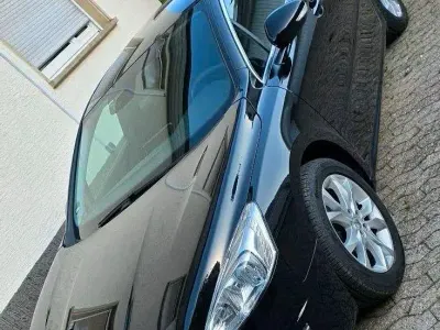 Gebraucht Peugeot 508 Allure 156 PS (114 kW) 2013 Schwarz Limousine