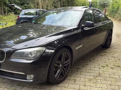 BMW 730
