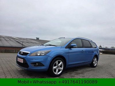 Gebraucht Ford Focus Style 101 PS (74 kW) 2010 Blau Kombi