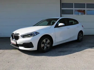 Gebraucht BMW 118 Advantage 150 PS (110 kW) 2023 Weiß Limousine