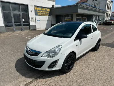 Używany Opel Corsa Sport 87 KM (63 kW) 2012 Biały Hatchback