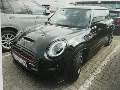 Gebraucht Mini John Cooper Works 231 PS (169 kW) 2022 Schwarz Kleinwagen