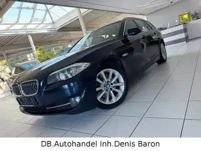 Gebraucht BMW 530 272 PS (200 kW) 2012 Imperialblau Kombi