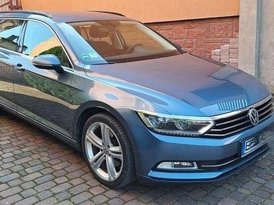 Gebraucht VW Passat Comfortline 150 PS (110 kW) 2015 Blau Kombi