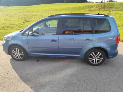 Gebraucht VW Touran Match 140 PS (102 kW) 2012 Blau Van / Kleinbus