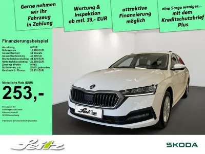 Gebraucht Skoda Octavia Ambition 150 PS (110 kW) 2023 Weiß Kombi