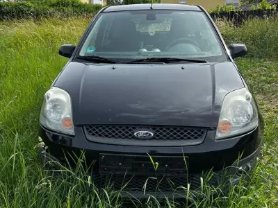 Gebraucht Ford Fiesta 80 PS (58 kW) 2006 Schwarz Kleinwagen