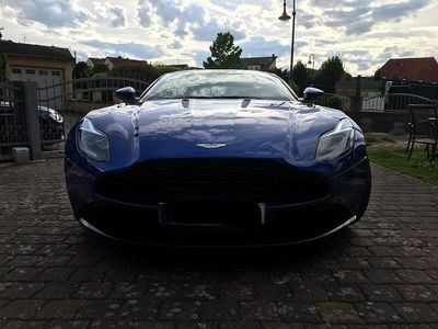 Aston Martin DB11