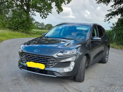 Gebraucht Ford Kuga Titanium 224 PS (164 kW) 2020 Grau SUV