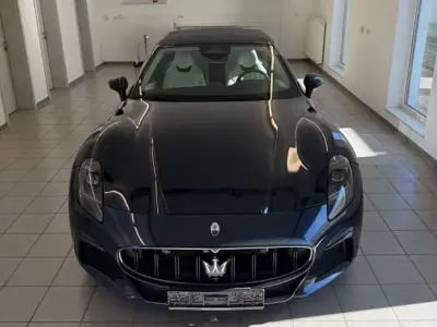 Usata Maserati GranCabrio 549 CV (403 kW) 2025 Blu Cabrio