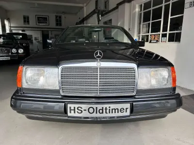 Second-hand Mercedes 300 Sportline 220 CP (161 kW) 1993 Albastru Cabrio