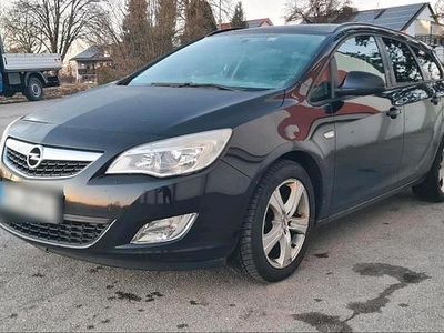 Gebraucht Opel Astra 110 PS (80 kW) 2011 Kombi