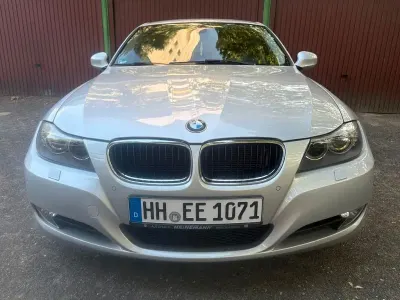 Gebraucht BMW 318 143 PS (105 kW) 2011 Silber Limousine
