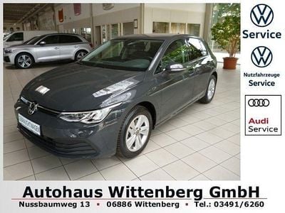Gebraucht VW Golf VIII Life 110 PS (80 kW) 2022 Grau Limousine