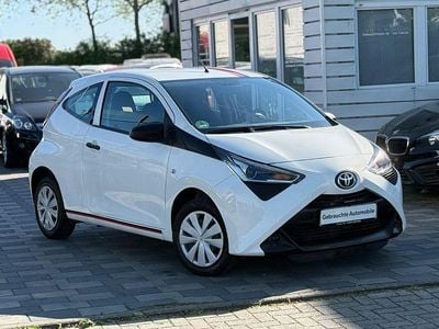Usata Toyota Aygo Business Edition 72 CV (52 kW) 2020 Bianco Utilitaria