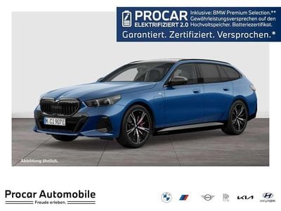 Gebraucht BMW 550e Sport Line 489 PS (359 kW) 2025 Blau Kombi