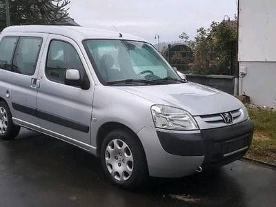 Gebraucht Peugeot Partner 90 PS (66 kW) 2006 Silber Van / Kleinbus