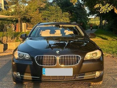 BMW 523