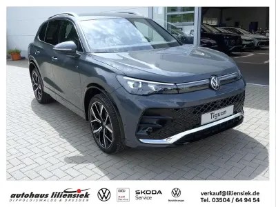 Gebraucht VW Tiguan R-line 150 PS (110 kW) 2025 Grau SUV