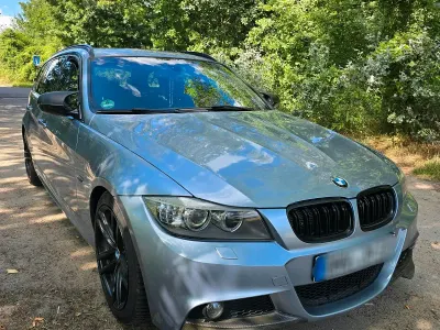 Gebraucht BMW 318 M Sport 143 PS (105 kW) 2011 Blau Kombi