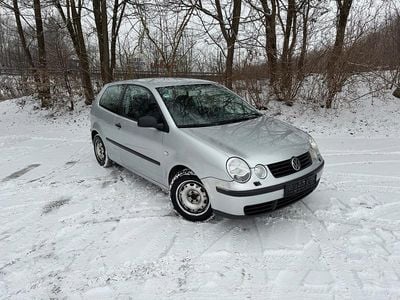 Silber Gebraucht 2002 VW Polo | 1.525 € (Fairer Preis)